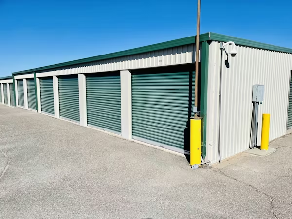 Storage Units for Vehicles and Specialty Items
